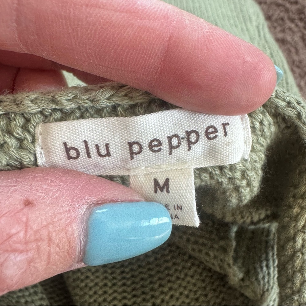 Blu Pepper Knit Tank Sweater Top Sleeveless Green Pom Pom V-Neck Sweater M - Picture 5 of 9